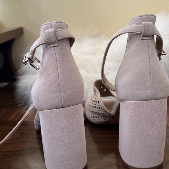 Vince Camuto Suede Cream Chunky Heel - Picture 2 of 9